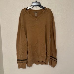 Men’s caramel XL V neck sweater